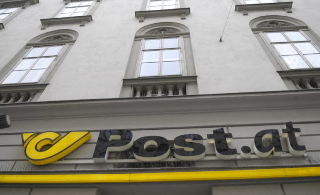 11 things you didn't know you could do at an Austrian post office