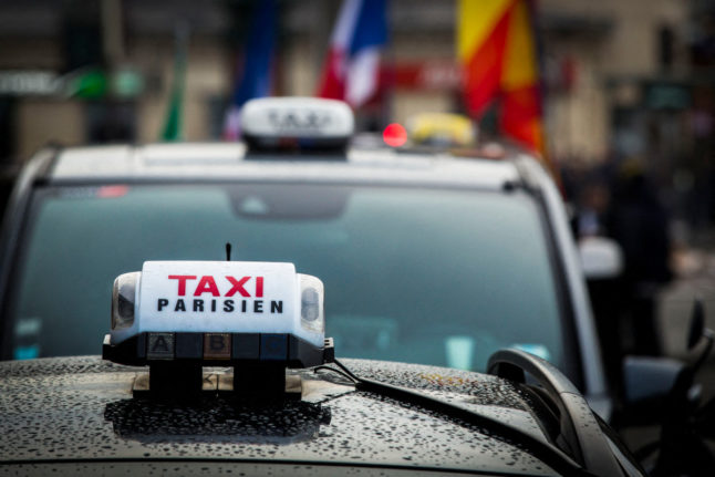 Retirement, inheritance, and taxi scams: 6 essential articles for life in France