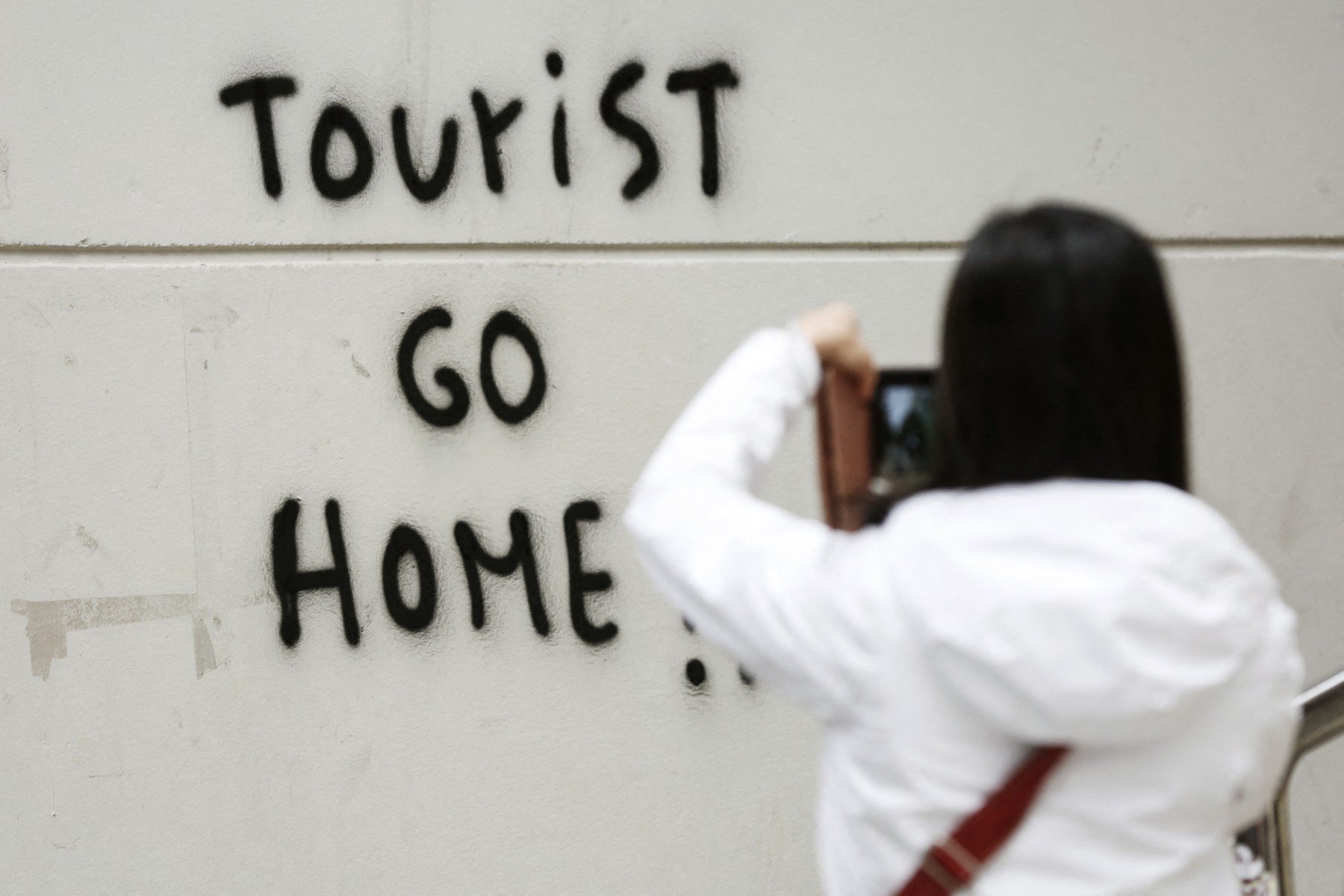 Where in Spain do locals 'hate' tourists? thumbnail