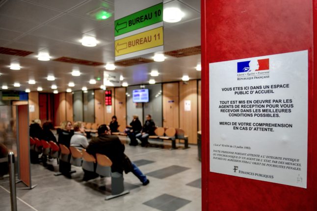 French government ministries to trial four-day working
