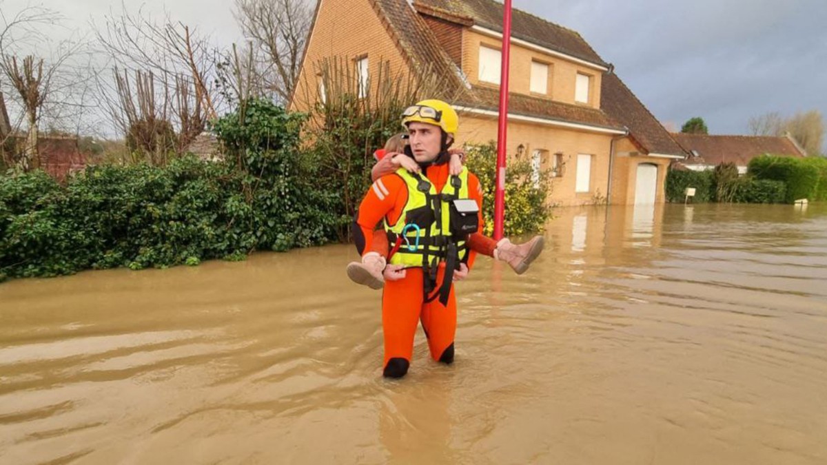 'Prepare for 3C rise': Europe warned it must do more to deal with climate crisis