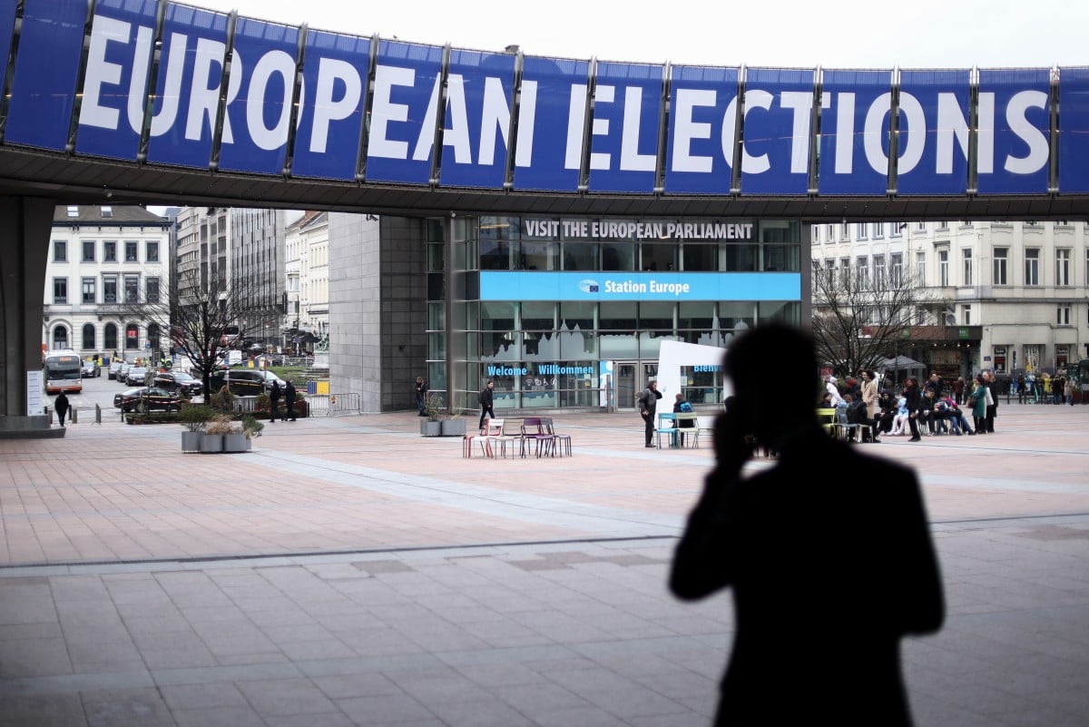 EU faces tide of disinformation as vote looms thumbnail