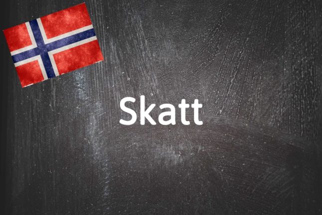 Pictured is the Norwegian word of the day on a chalkboard.