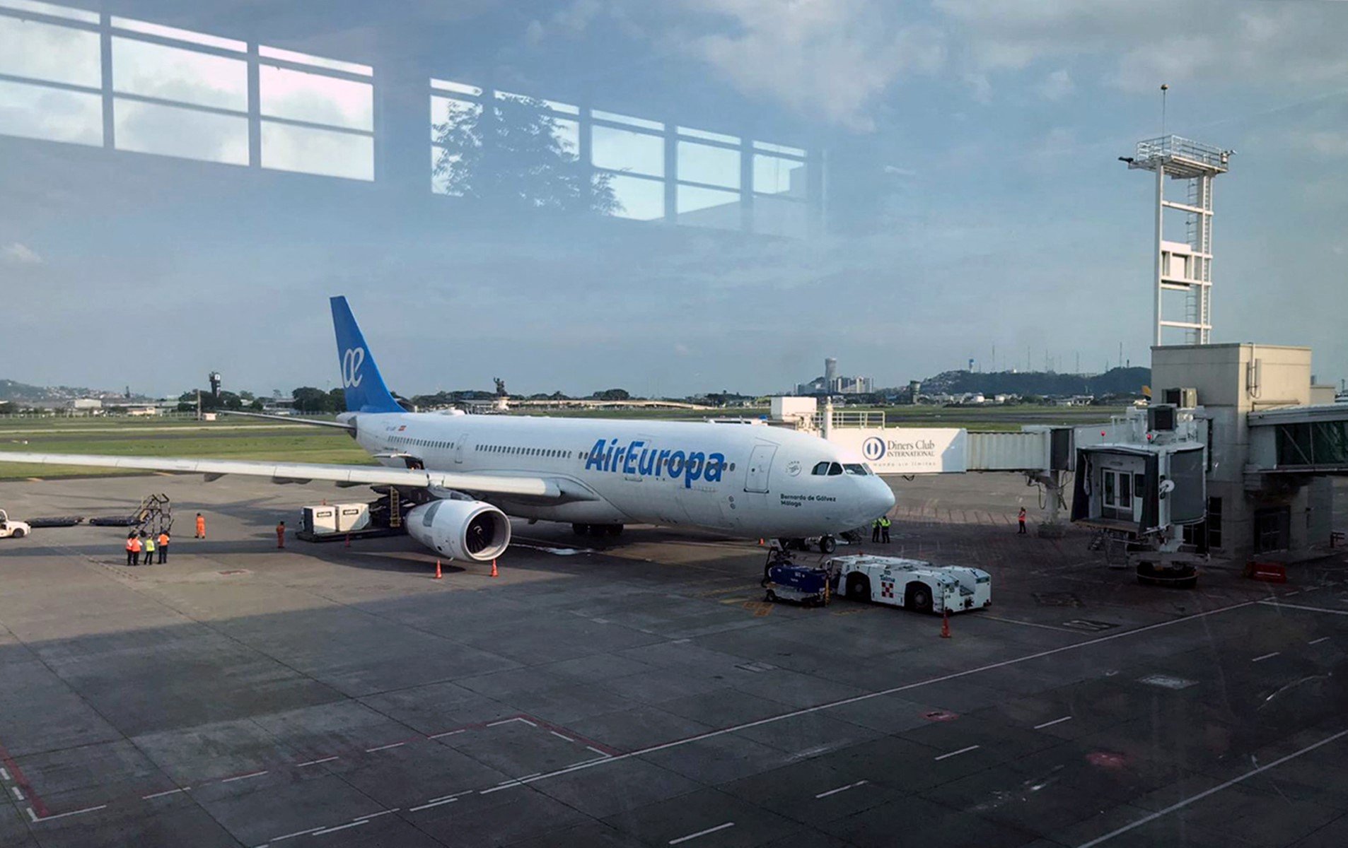 Spain's Air Europa faces losing 40% of its routes in IAG takeover bid thumbnail