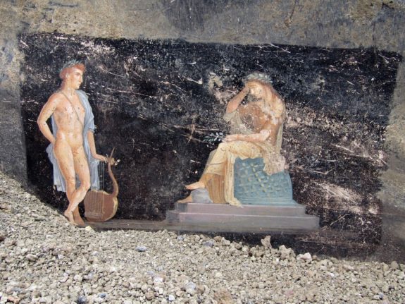 ‘Treasure chest’: New banquet hall frescoes unearthed in Pompeii excavation