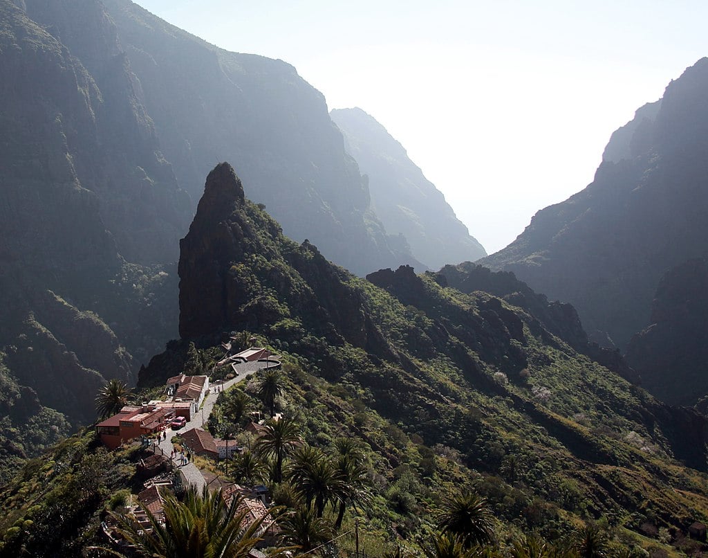Tenerife to start charging tourists to access natural spaces thumbnail