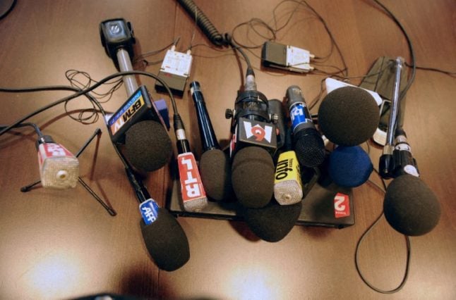 Strike hits French TV and radio stations