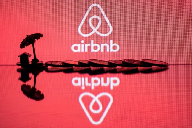 French politicians agree on tighter Airbnb rules