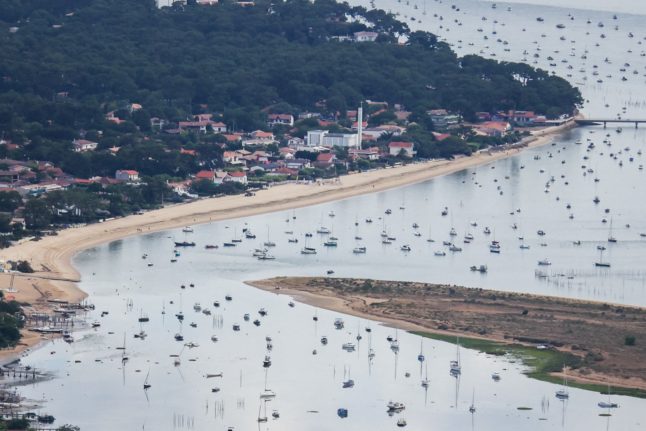 Remote working in France prompts property race to the coast