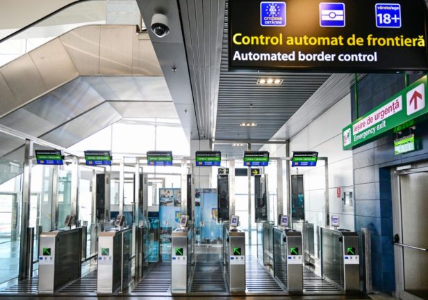 How Europe's new EES border checks will impact flight passengers