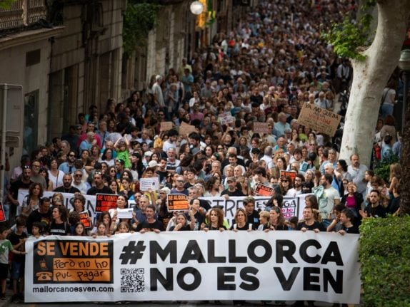 Thousands demonstrate against mass tourism in Mallorca