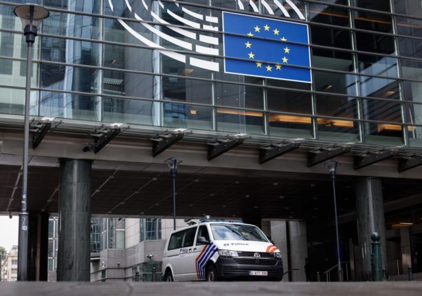 Police search European parliament over possible Russian meddling