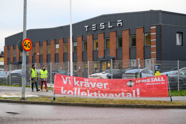 Swedish appeals court throws out Tesla licence plate complaint