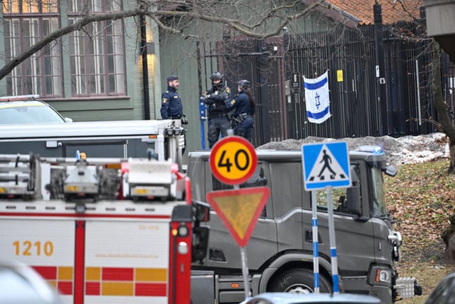 Swedish security chiefs: Iran recruits gangs to hit Israeli targets in Sweden