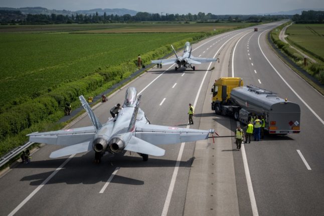 IN PICTURES: Swiss fighter jets land on A1 motorway