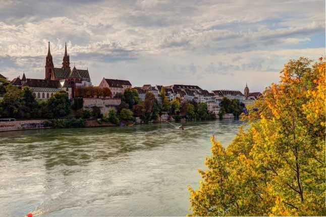 Foreign residents in Basel-City could soon have the right to vote