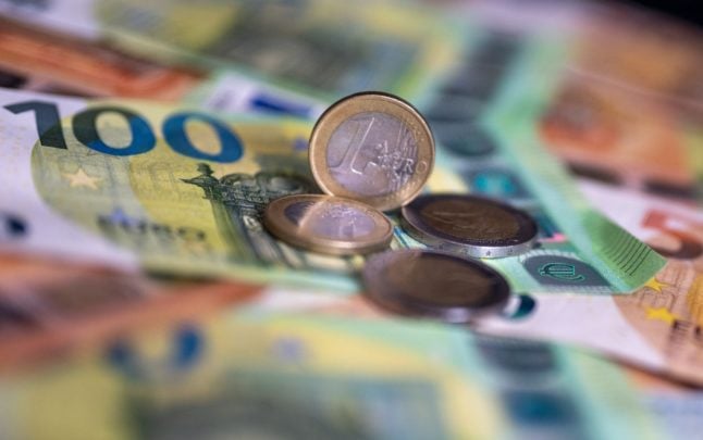 Inflation wipes out high wage increases in Germany last year