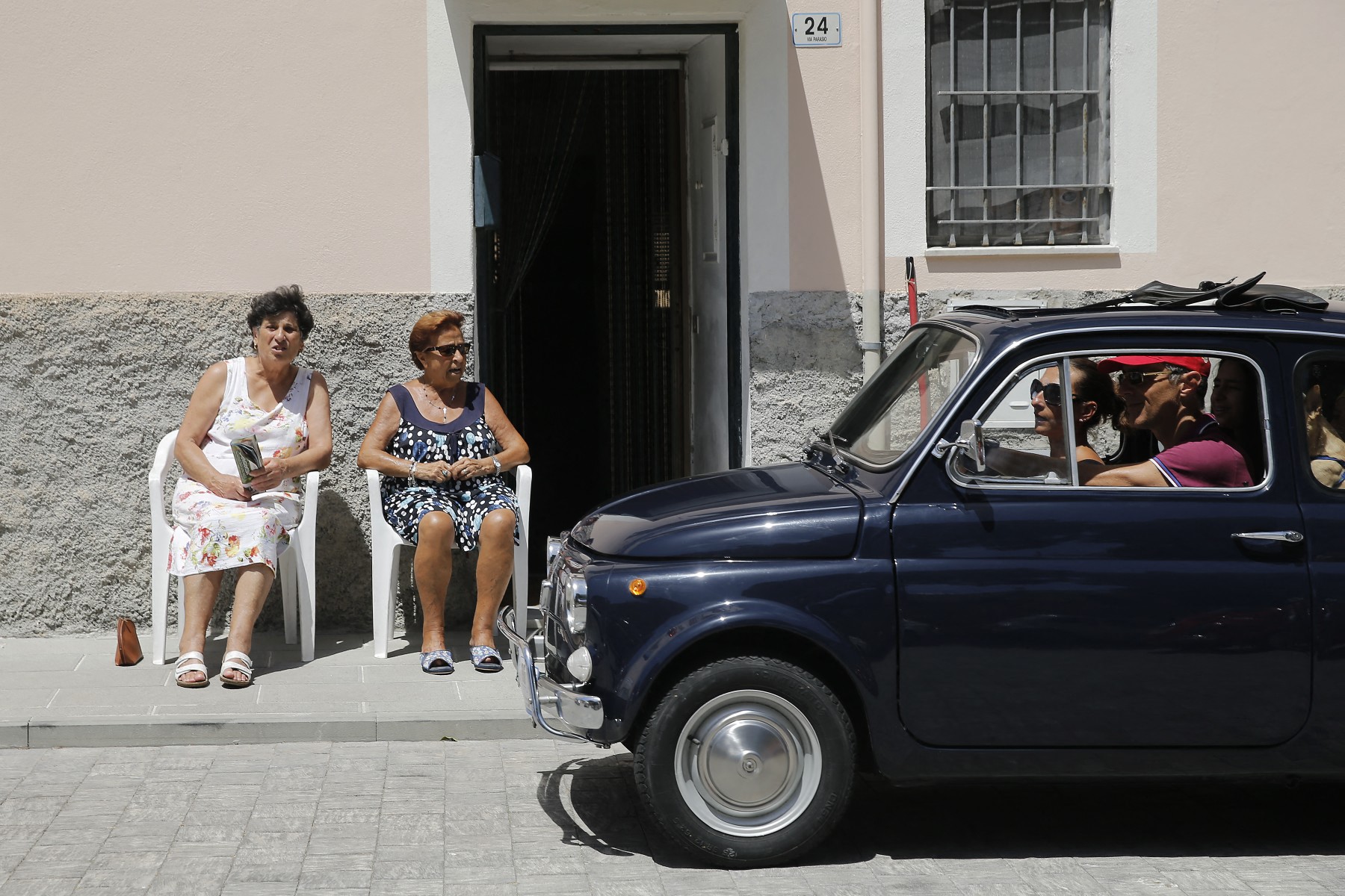 TELL US: What are the best ways to cope with Italian driving habits?