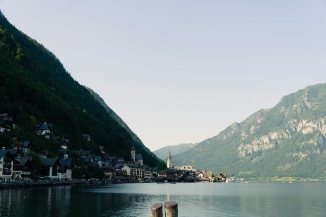 Are the lakes in Austria warm enough for swimming in summer?