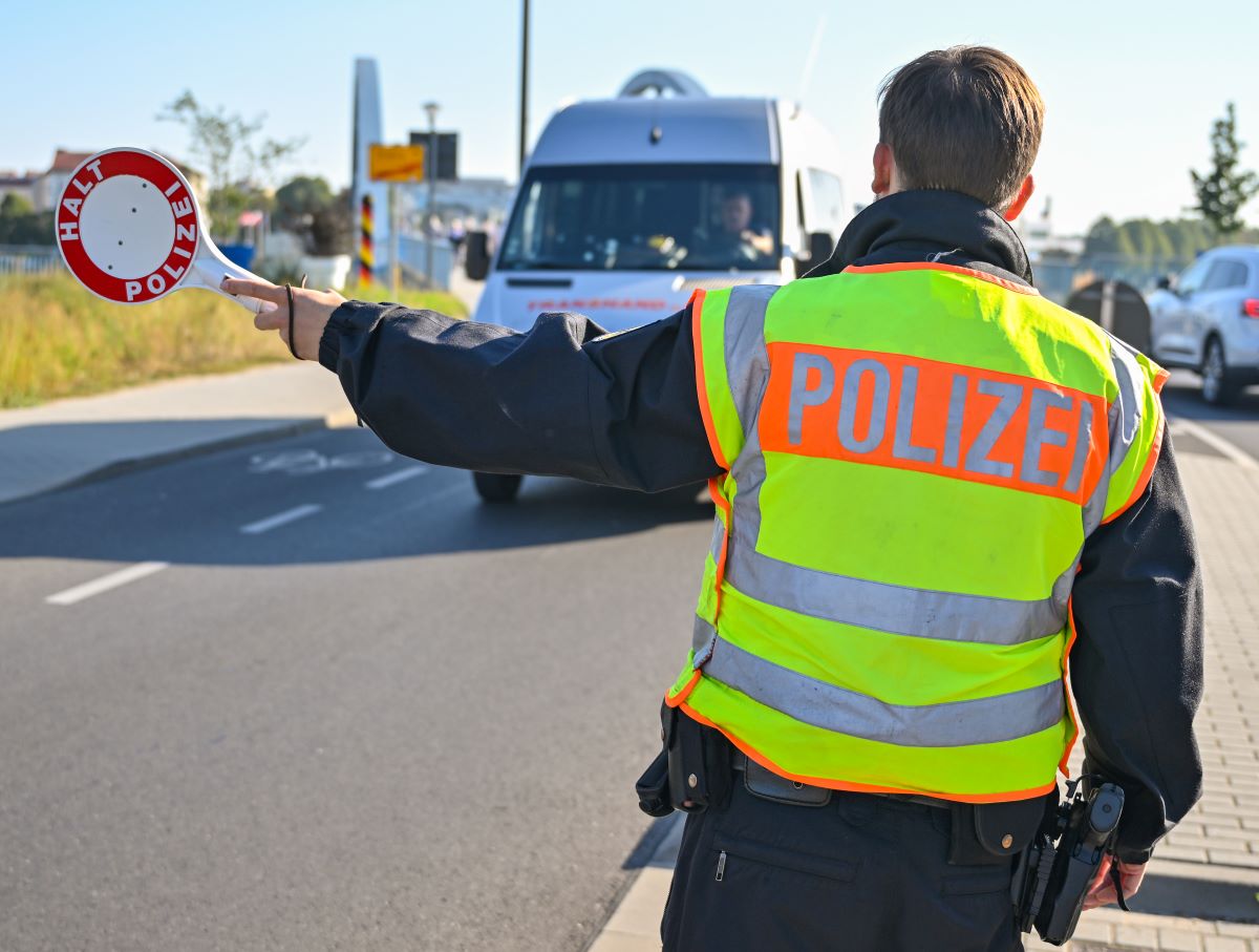 Police run a border check