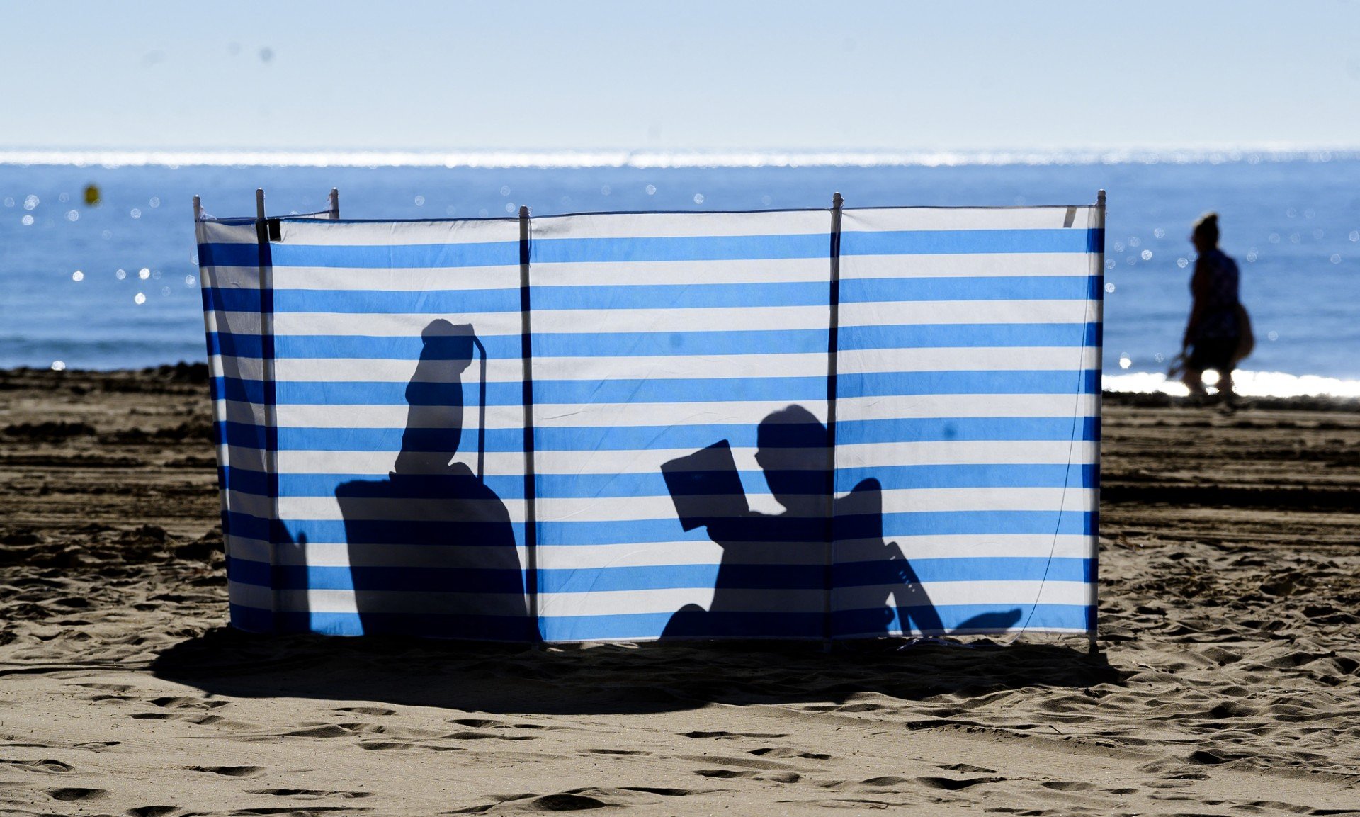 Spain's Vigo to fine beachgoers who 'set up camp' and dominate space