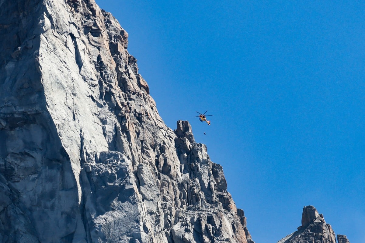 German mountaineers missing in French Alps after ice block topples