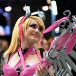 Cosplay and queues at gamers gathering in Cologne