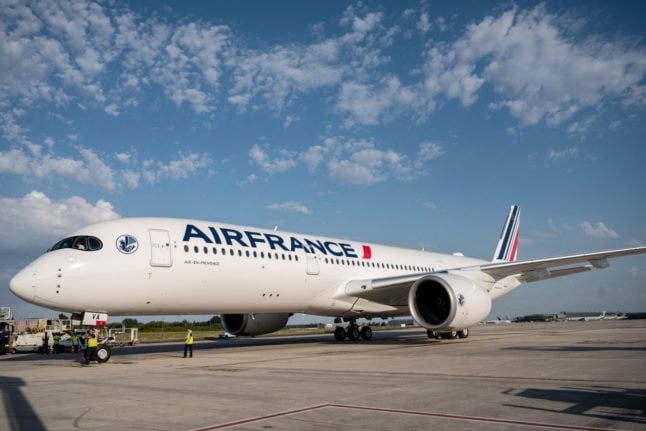 Air France says suspending Tel Aviv and Beirut flights at least until Monday