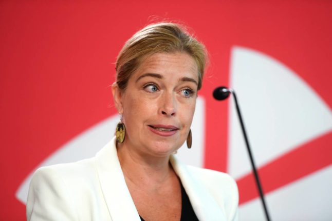 Plans for 35-hour workweek unveiled by Sweden's Social Democrats