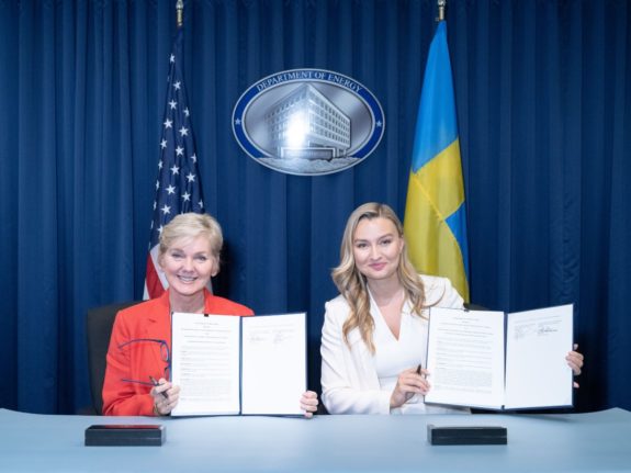 Sweden and US sign cooperation pact on nuclear energy