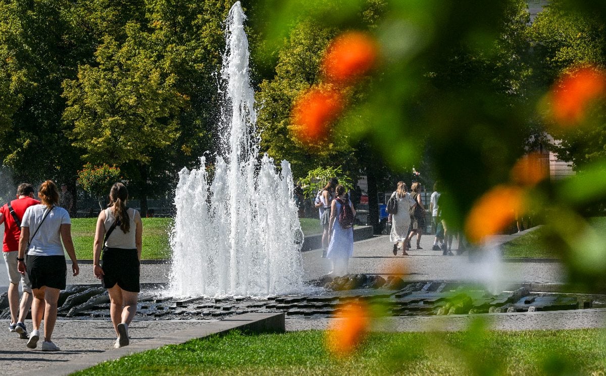 People enjoy late summer in Berlin.