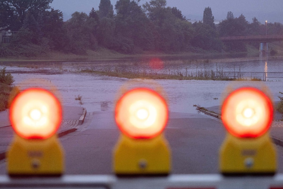 Flood protection measures in the Elbe river in Dresden on Tuesday. 