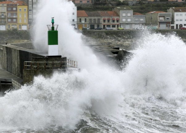 Northern Spain braces for abnormally high spring tides