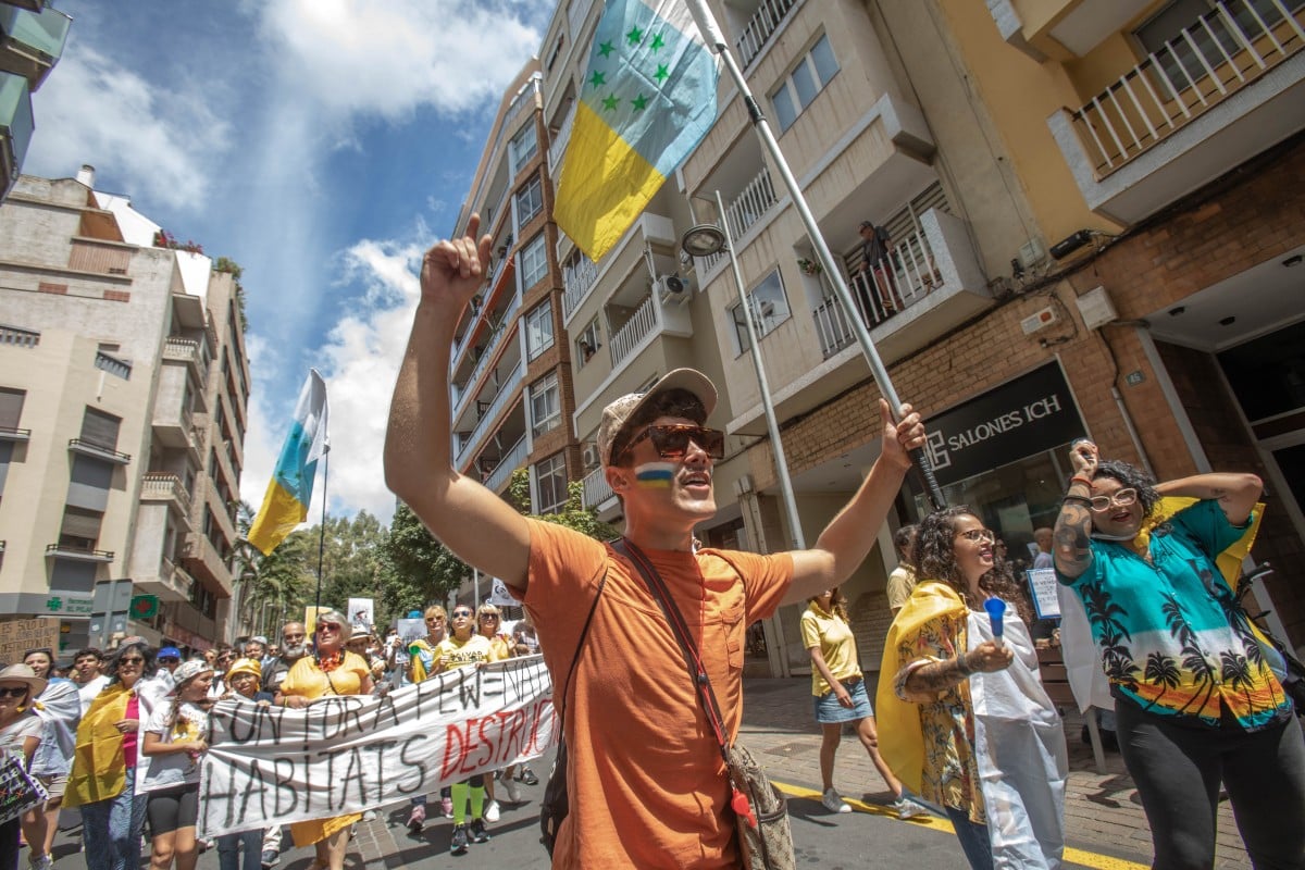 Spain's Canaries call another protest against 'predatory' mass tourism