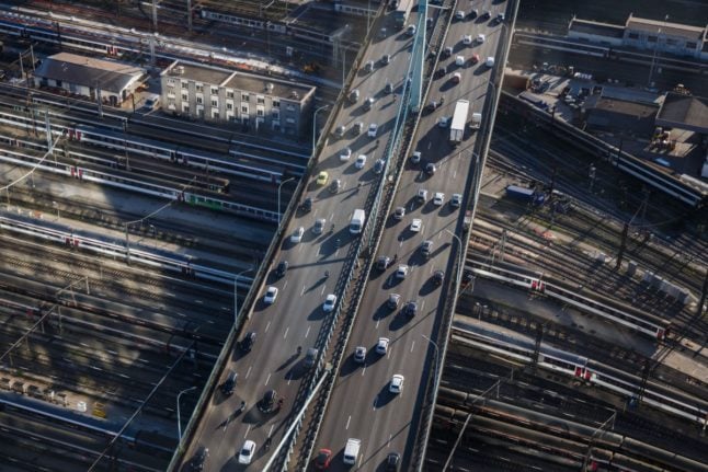 Paris to bring 50km/h speed limit to congested ring road