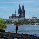 What’s considered a good salary for foreigners in Cologne and Düsseldorf?