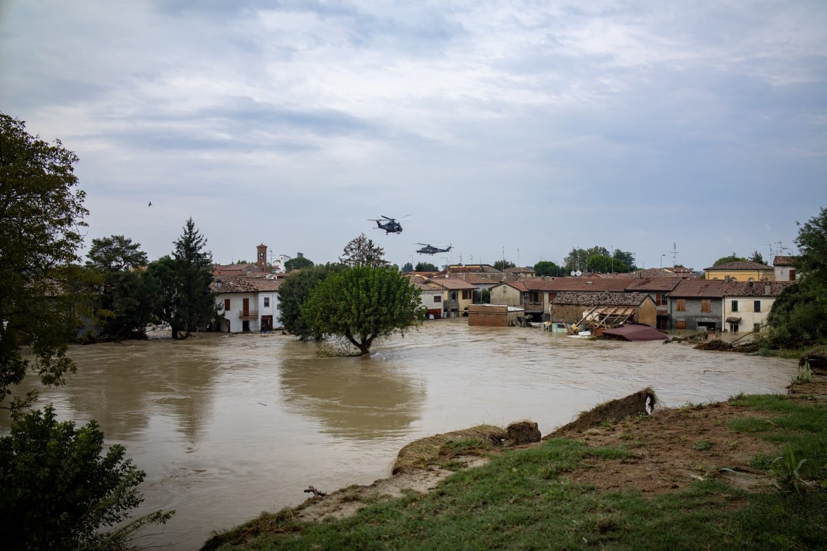 One dead as flooding hits Italy's northeastern Emilia Romagna region