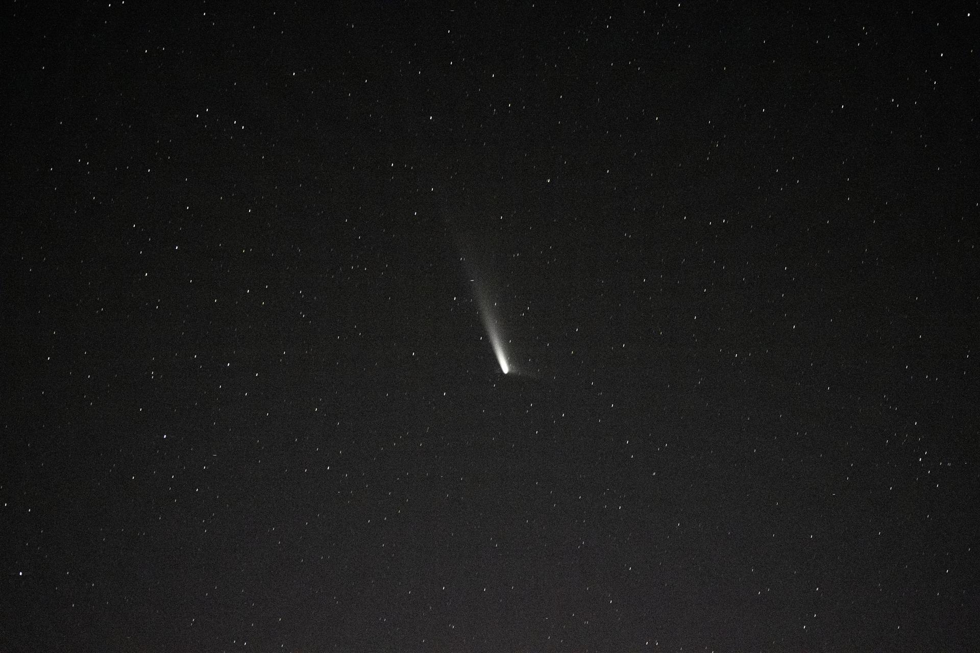 How you can see a ‘once-in-a-lifetime’ comet in skies over Germany this week