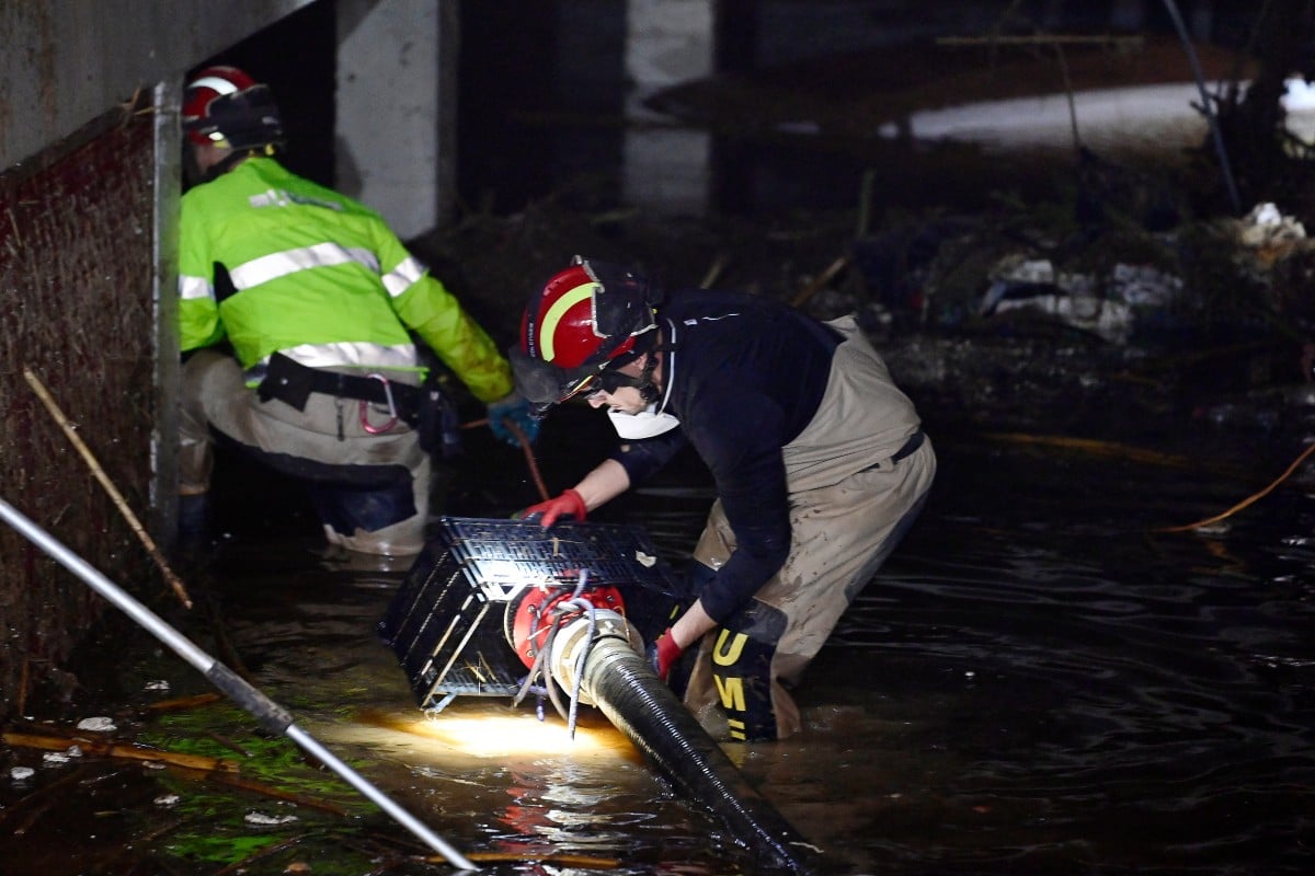 Spain dreads more flood deaths as parking lots and tunnels remain under water