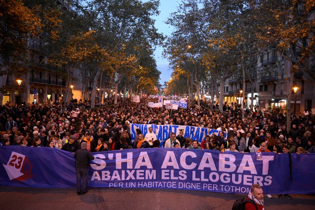 Thousands demand lower rents at Barcelona protest