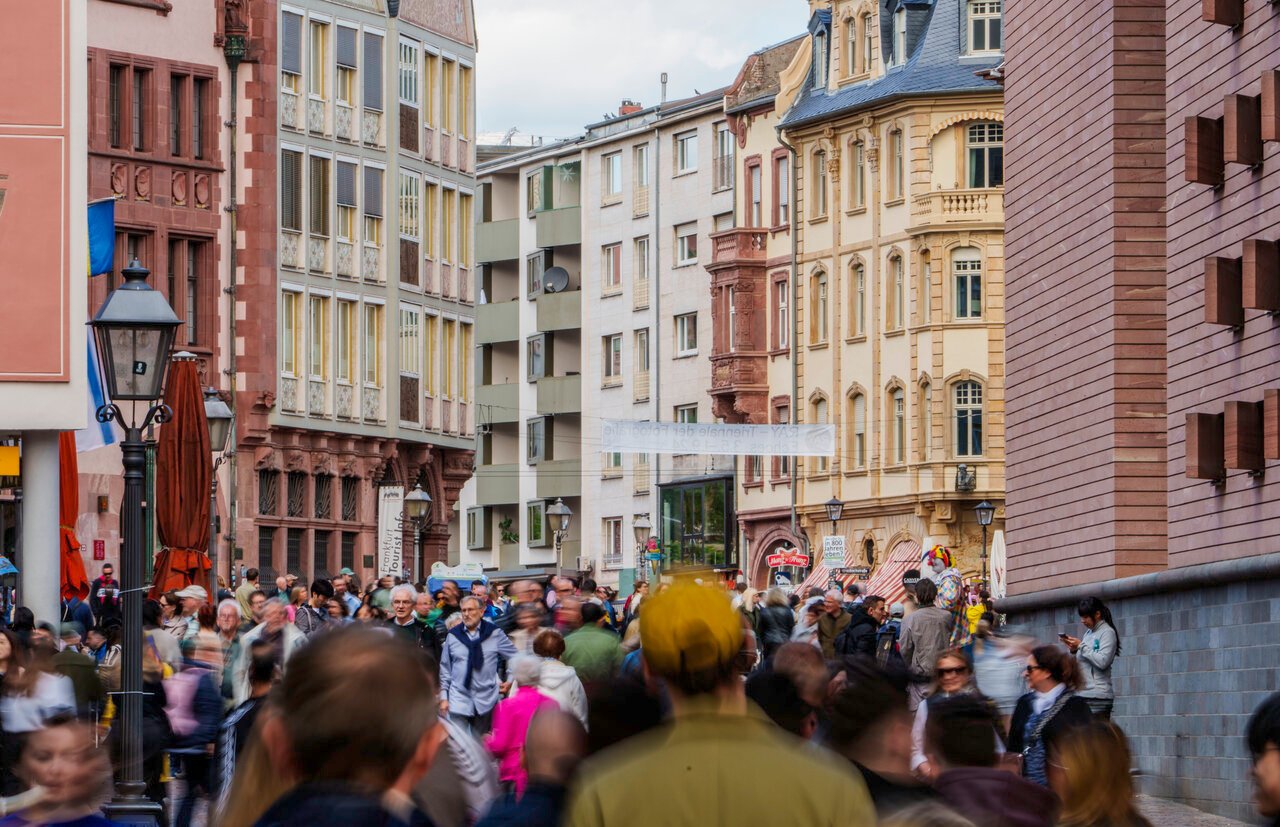 ‘Up to 32 months’: The waiting times to get German citizenship in Hesse