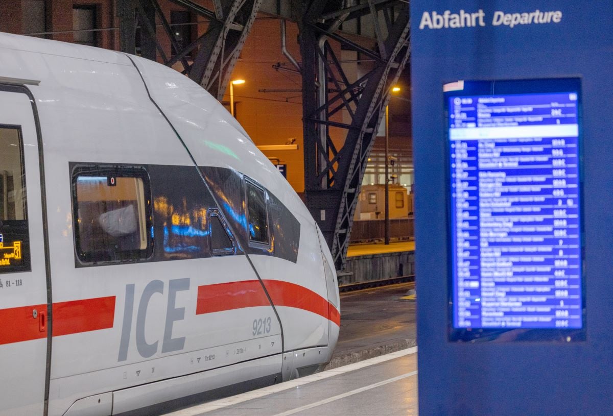 Train passengers in Germany see rising number of Deutsche Bahn cancellations