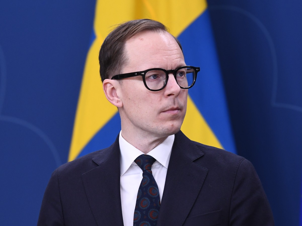 Sweden’s labour minister open to cutting work permit salary threshold