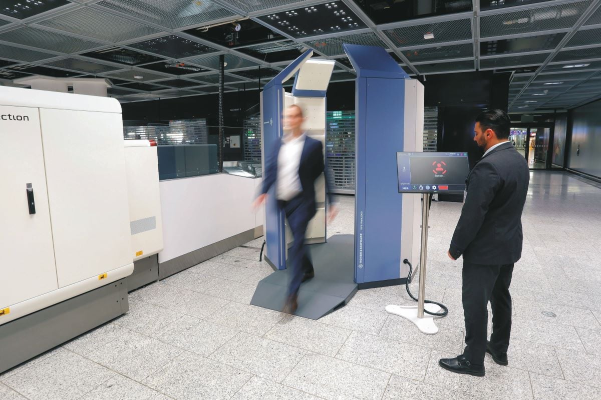 Frankfurt Airport rolls out walk-through security scanners