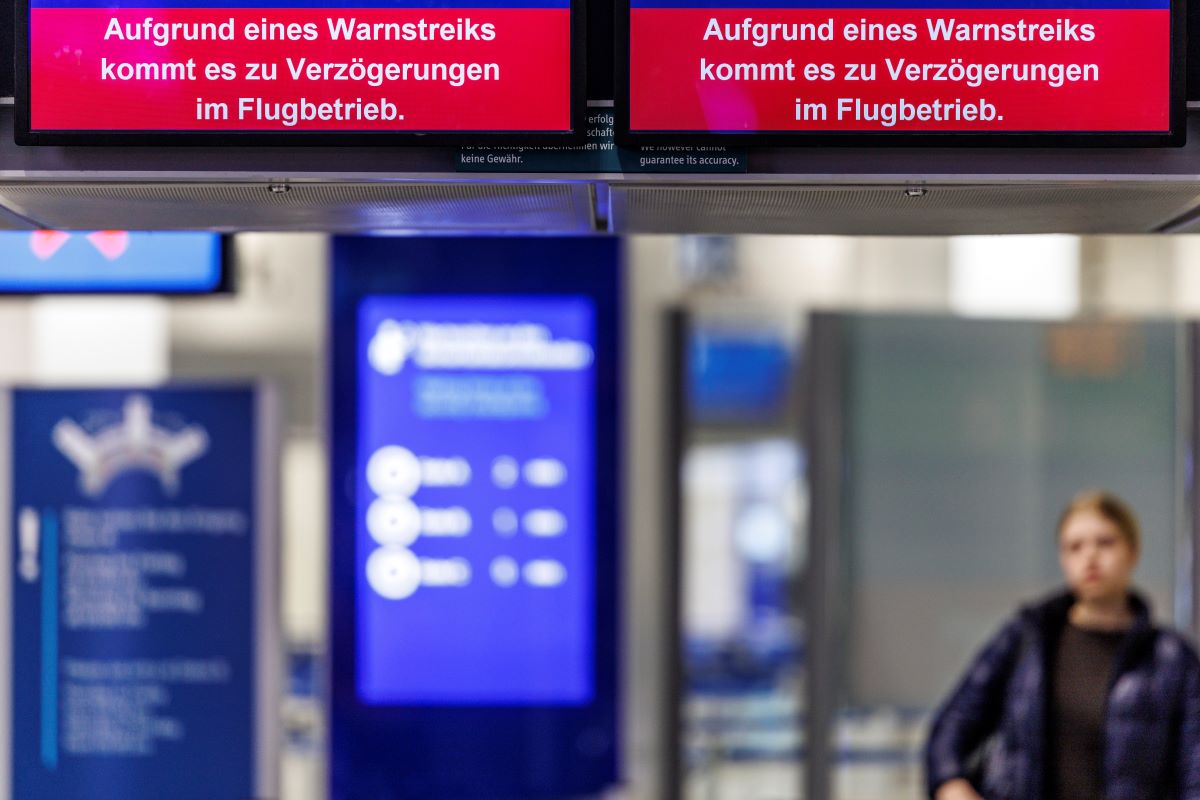 Hundreds of flights cancelled at Munich and Hamburg airports due to strikes