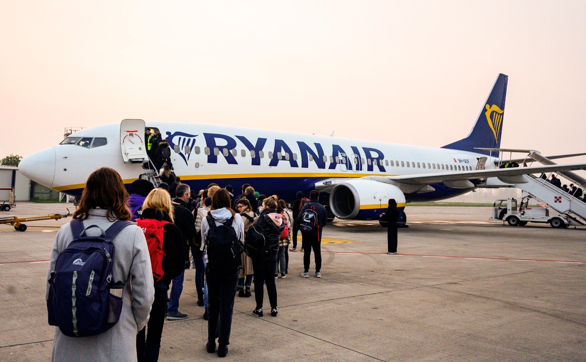 Where in Europe are Ryanair scrapping flights this year?