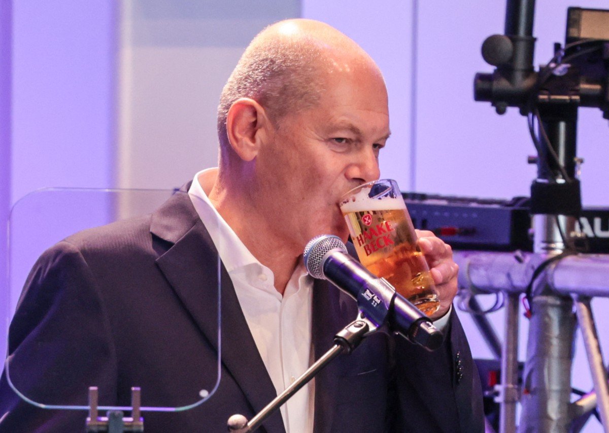 Inside Germany: Wahl-O-Mat, free beer for voting and is it the end of Abendbrot?