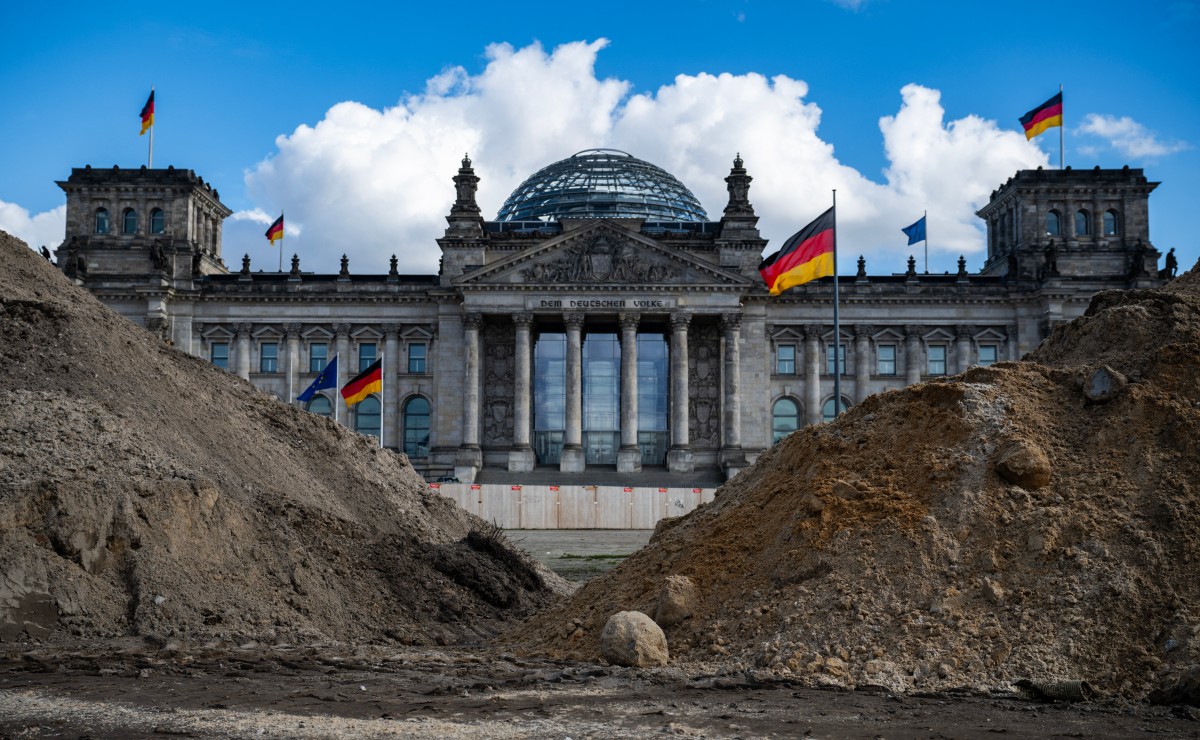 German MPs to debate defence spending boost next week