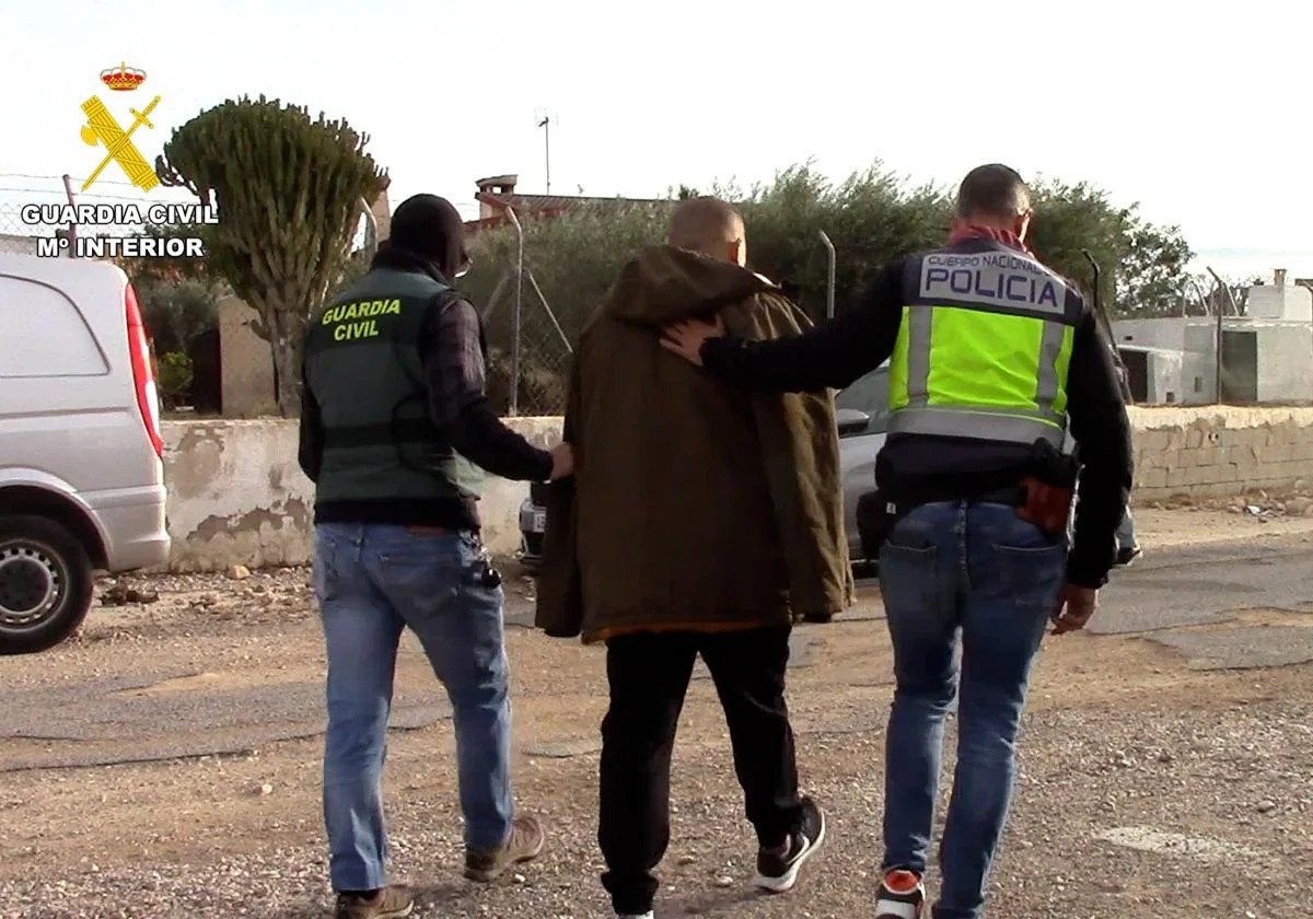 Spain smashes human trafficking ring blamed for death of Britons