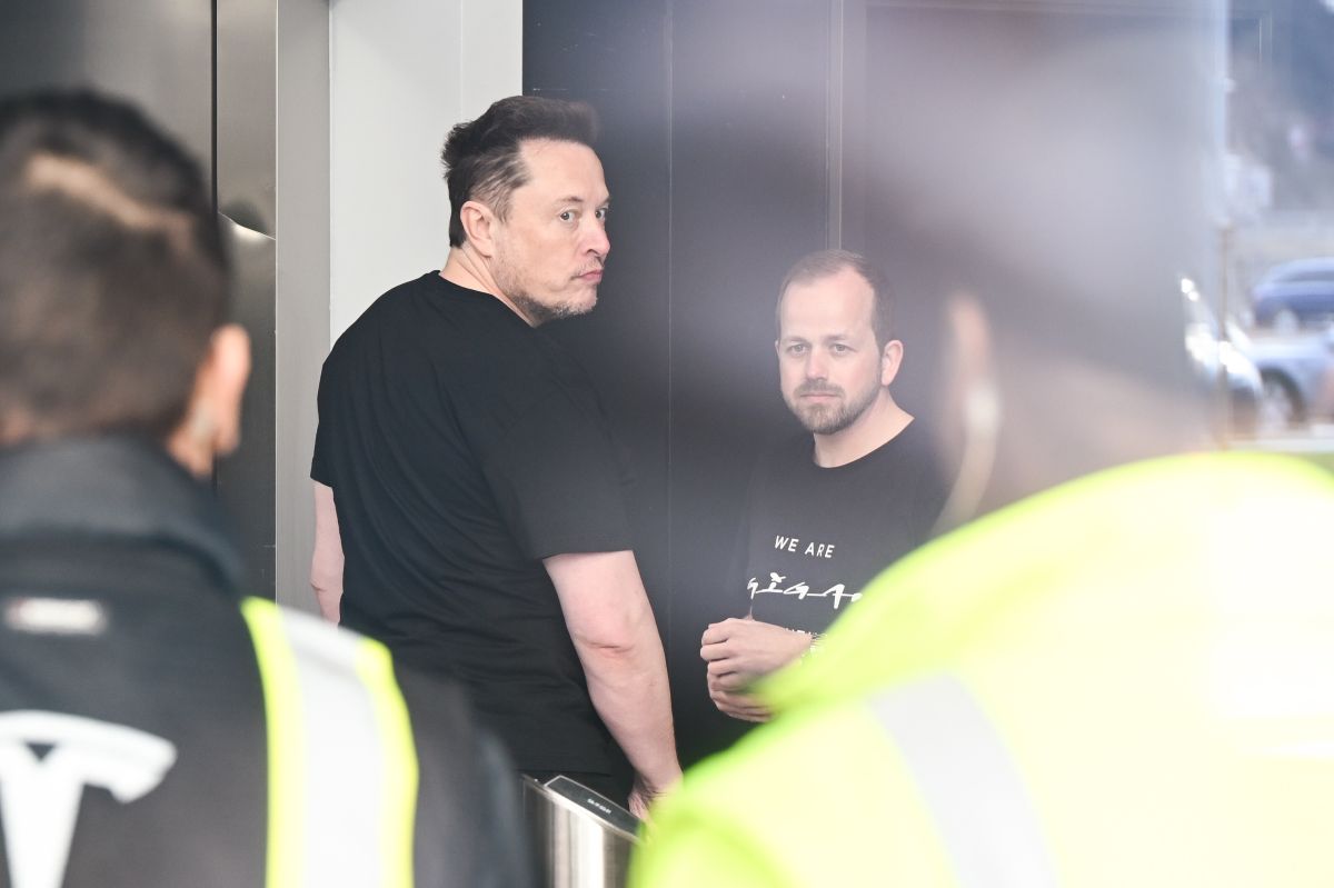 ‘Unacceptable’: How Tesla is battling against German workers’ sick pay rights